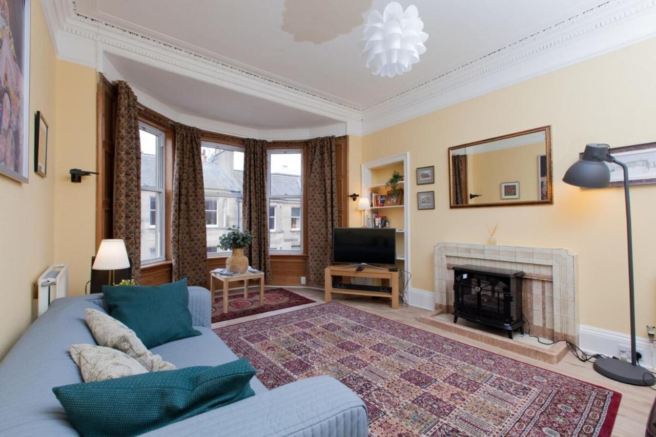 Elegant Traditional Edinburgh City Centre Flat Exterior foto